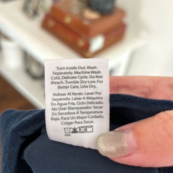 Juicy Couture Women’s velour rhinestone wide leg track pants navy blue XL EUC! - Picture 12 of 12